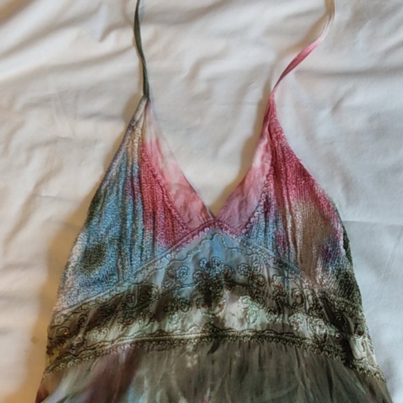 👗Tie dye Halterneck dress with beautiful details - Picture 3 of 8